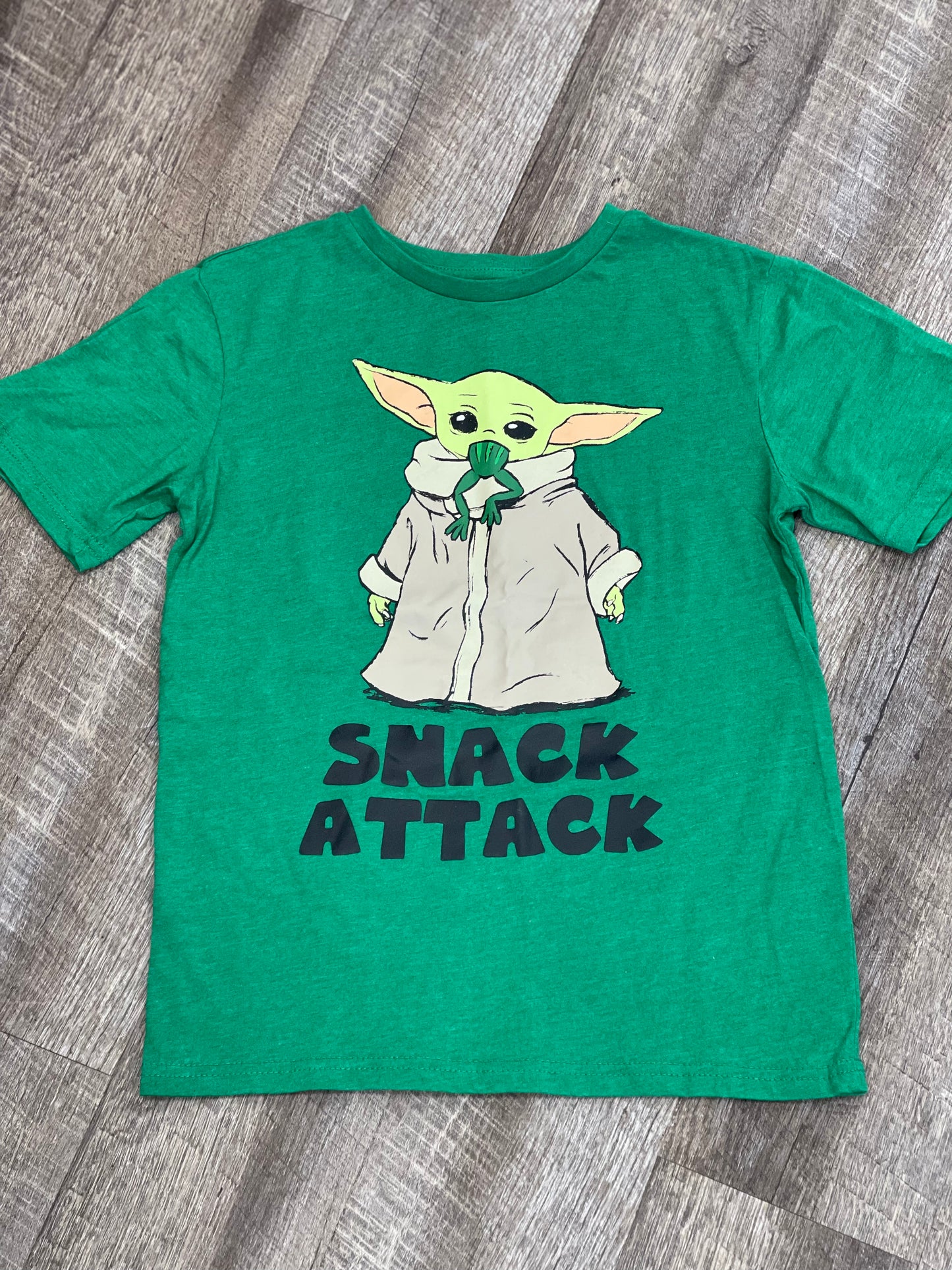 T-Shirt « Snack Attack » Star Wars - Large (10/12)